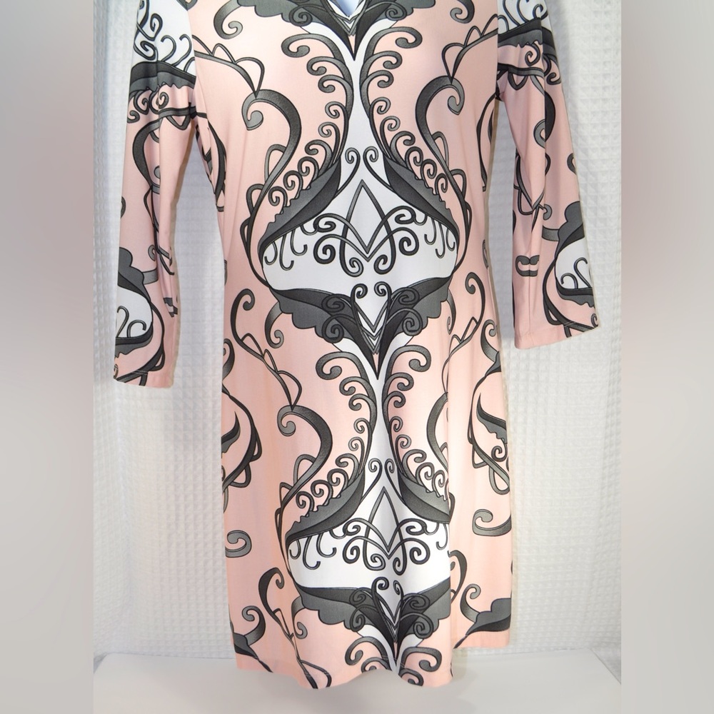 Blooming Rose Light Pink Dress w Bold Pattern & Keyhole Chest Women’s Size Large - Picture 4 of 6